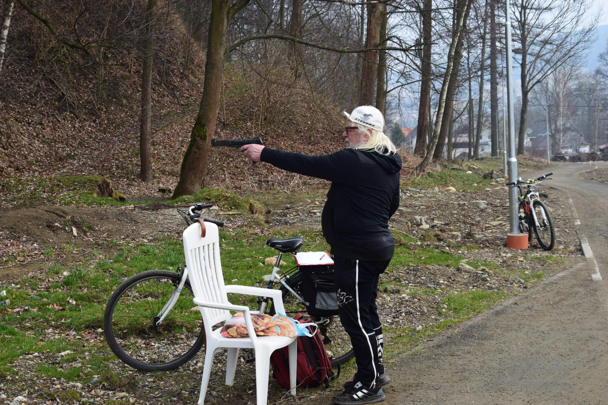 T Ani já jsem to se střelbou nevytrhl