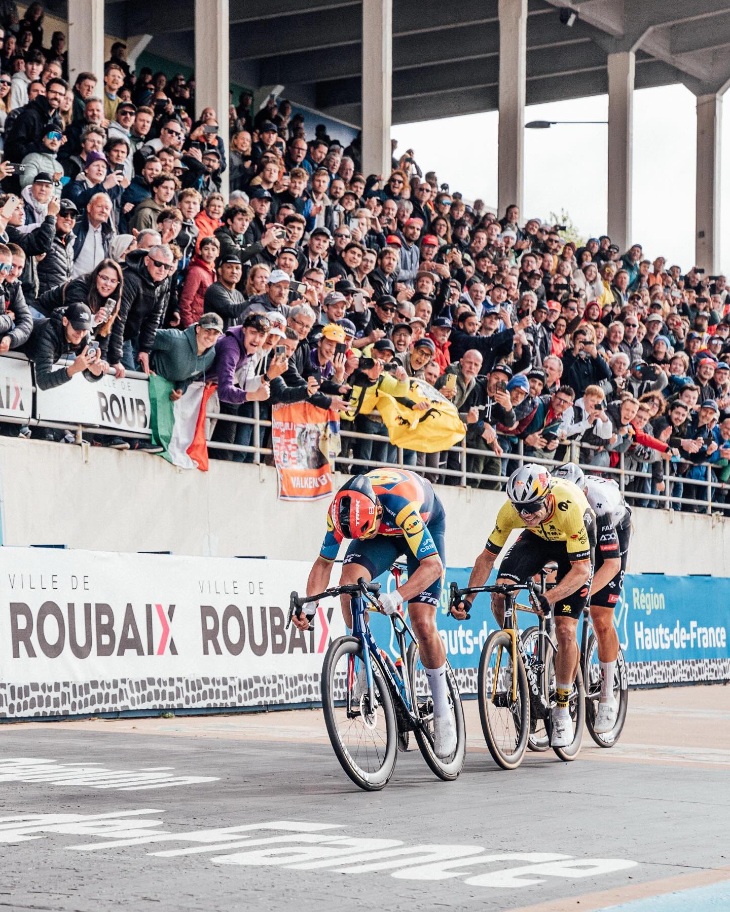 Do první desítky UCI se protlačili Mads Pedersen a Enric Mas