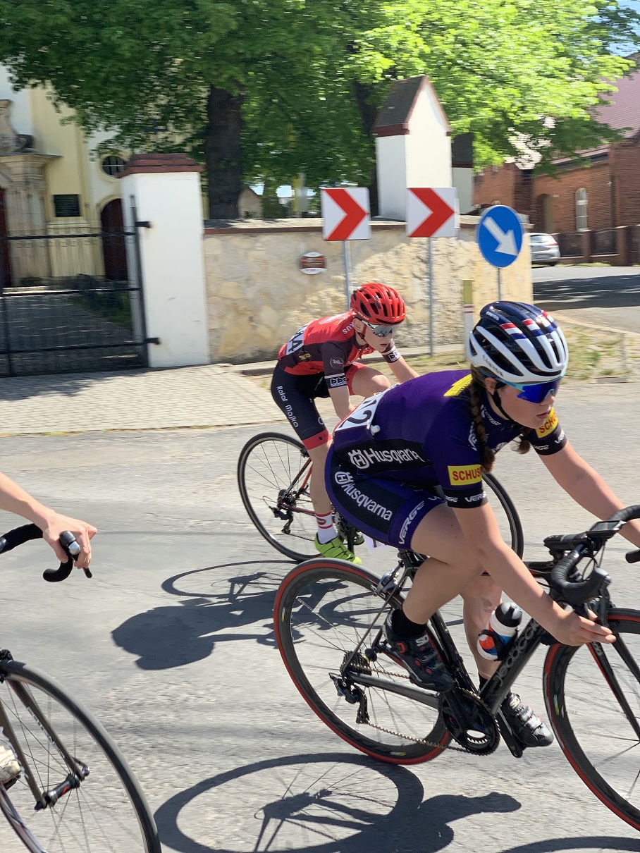 Terka Míčková v polském pelotonu u Opole