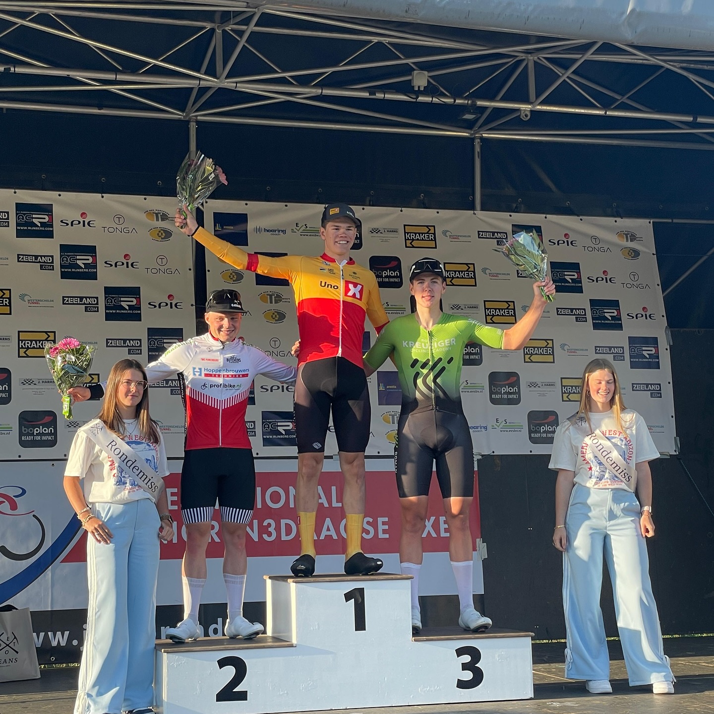 Junior Daniel Kuběna byl druhý v časovce a ujal se vedení v holandském etapáku