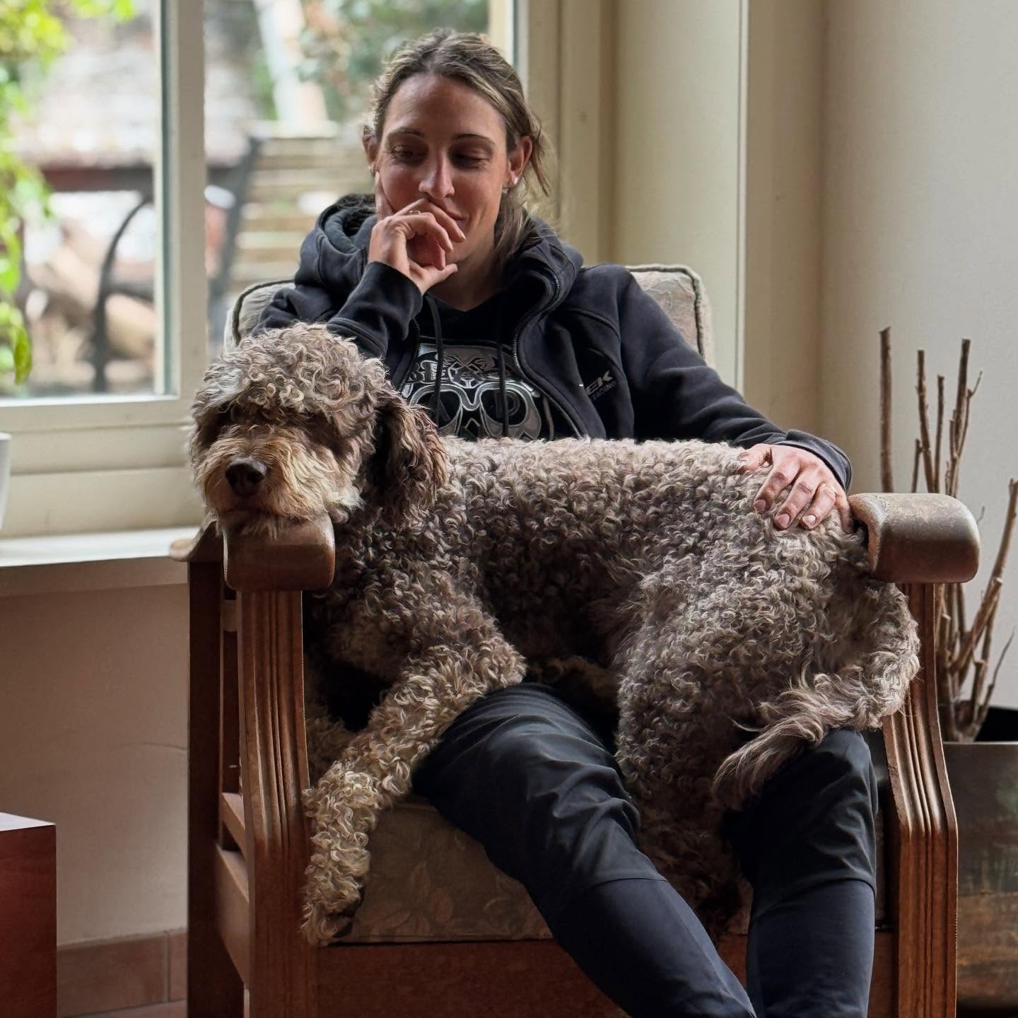 Lucinda Brand má po dovolené a začíná ve čtvrtek v Anglii