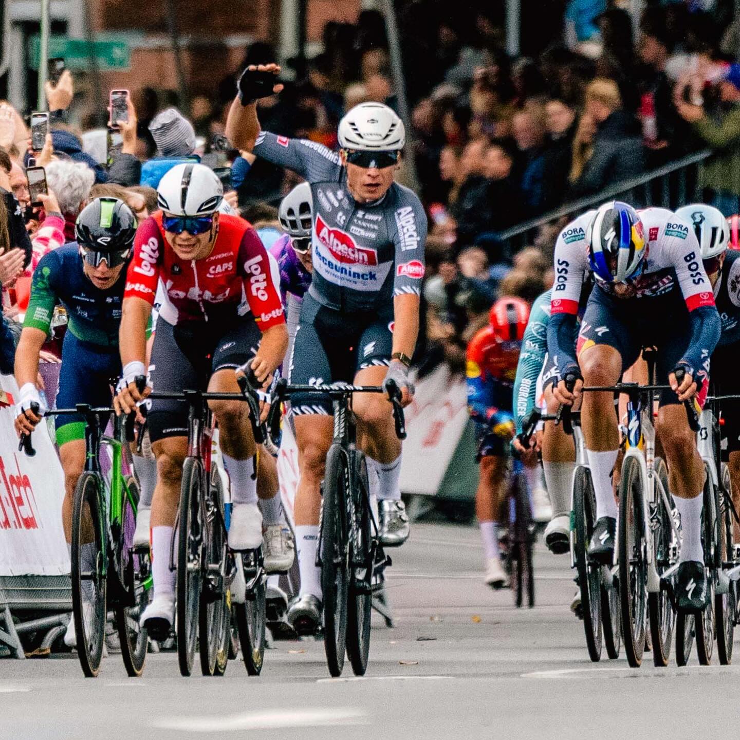 Jasper Phillipsen vyhrál v Munsteru, Bittner byl třetí