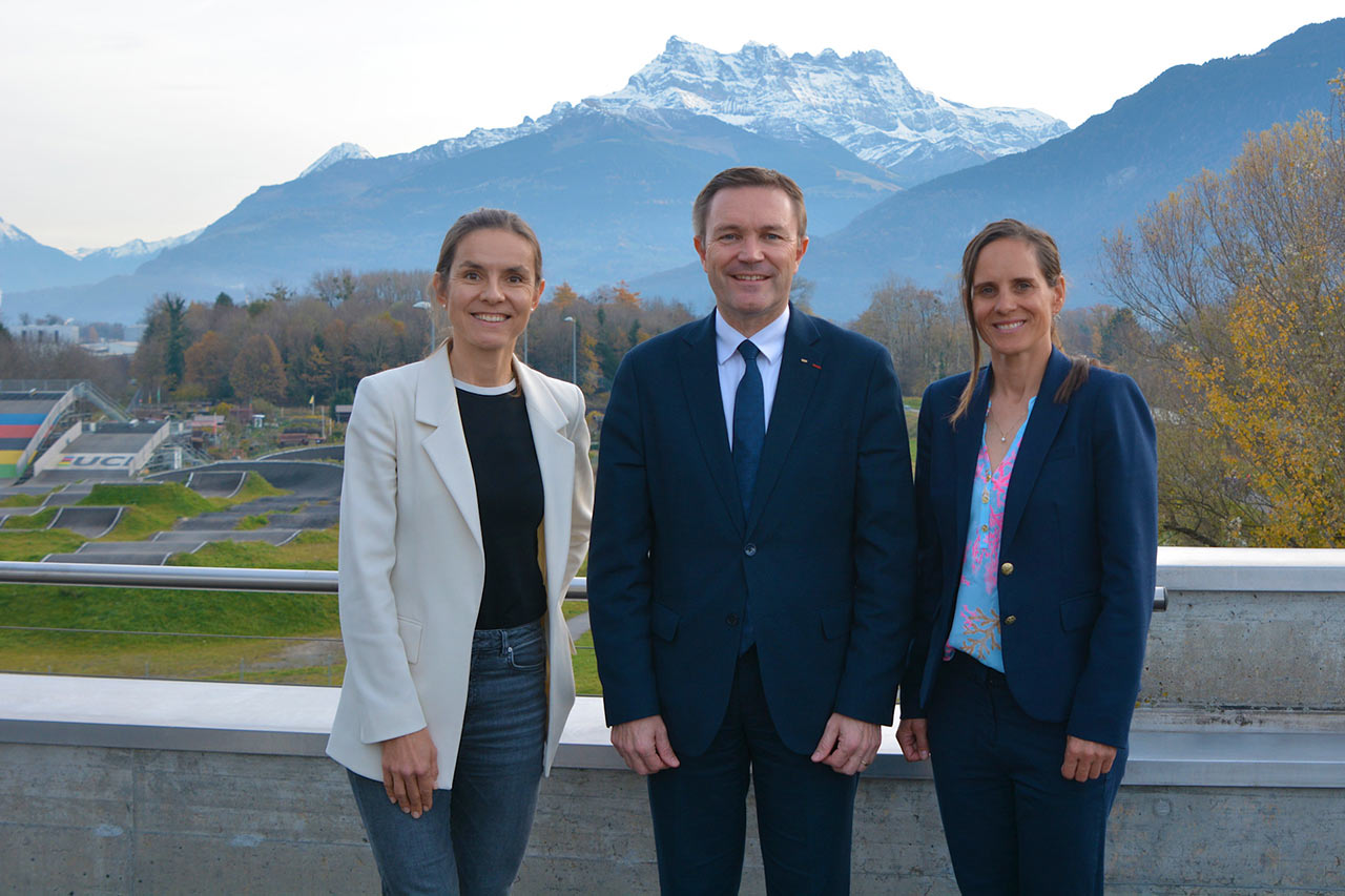 Bafíci UCI, Wloszczowska, Lapartient a Nash