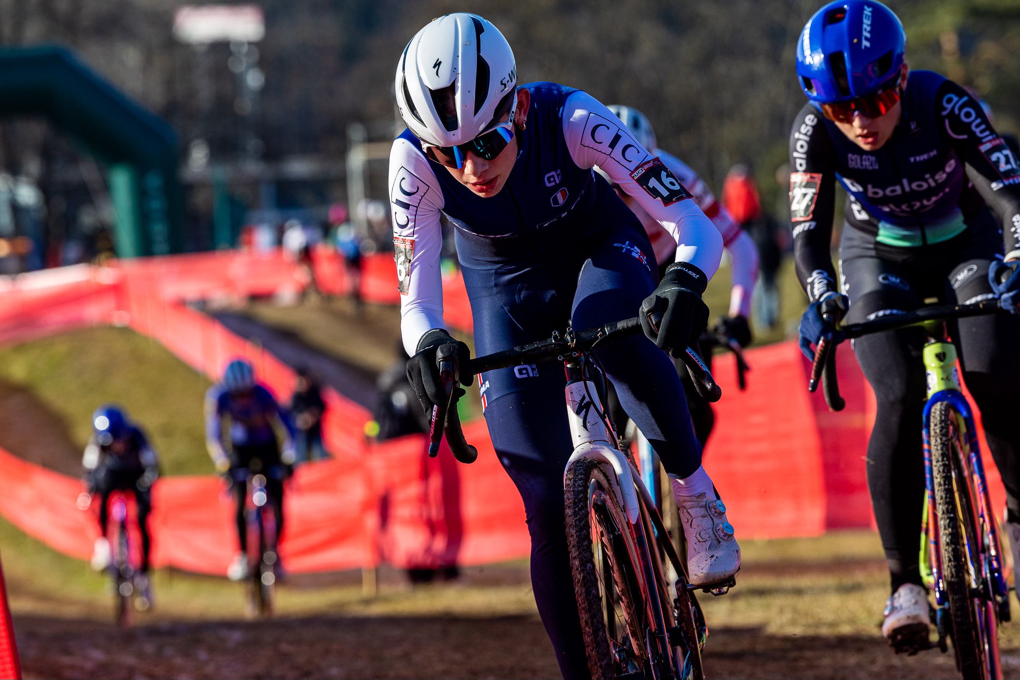 Vpravo Fleur Moors z Nysovy stáje